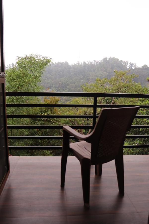 Coorg Nature Breeze Home Stay Мадікері Екстер'єр фото