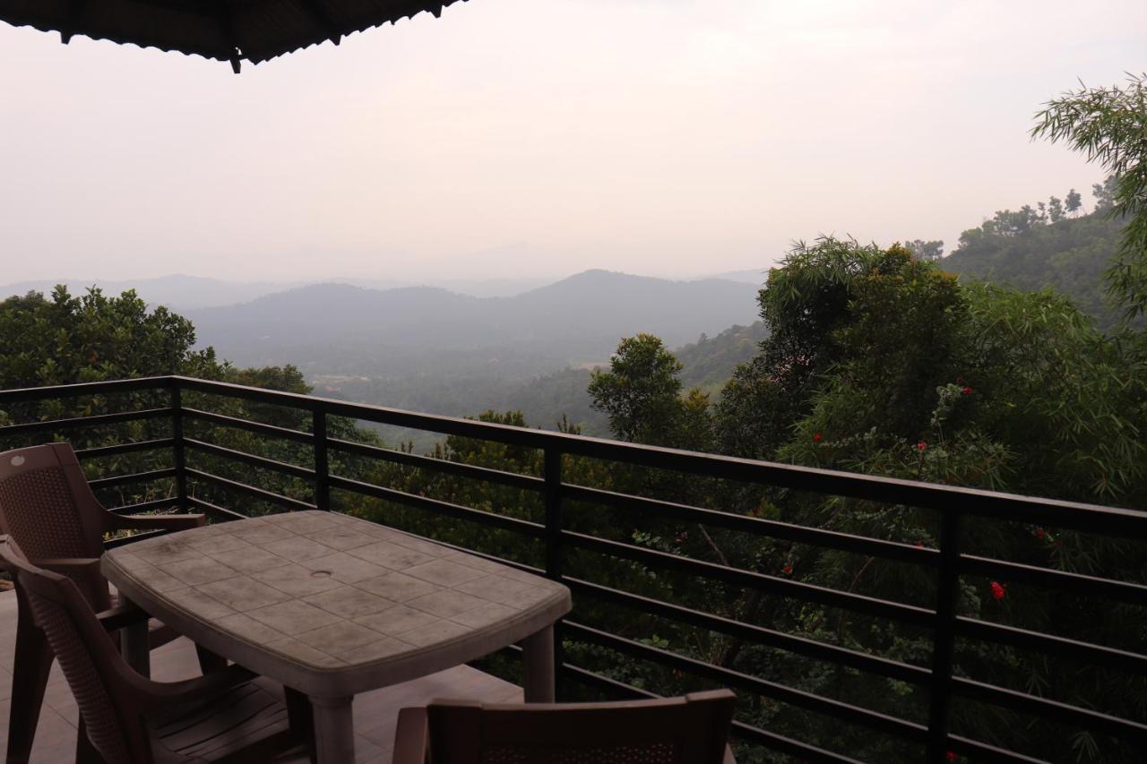 Coorg Nature Breeze Home Stay Мадікері Екстер'єр фото