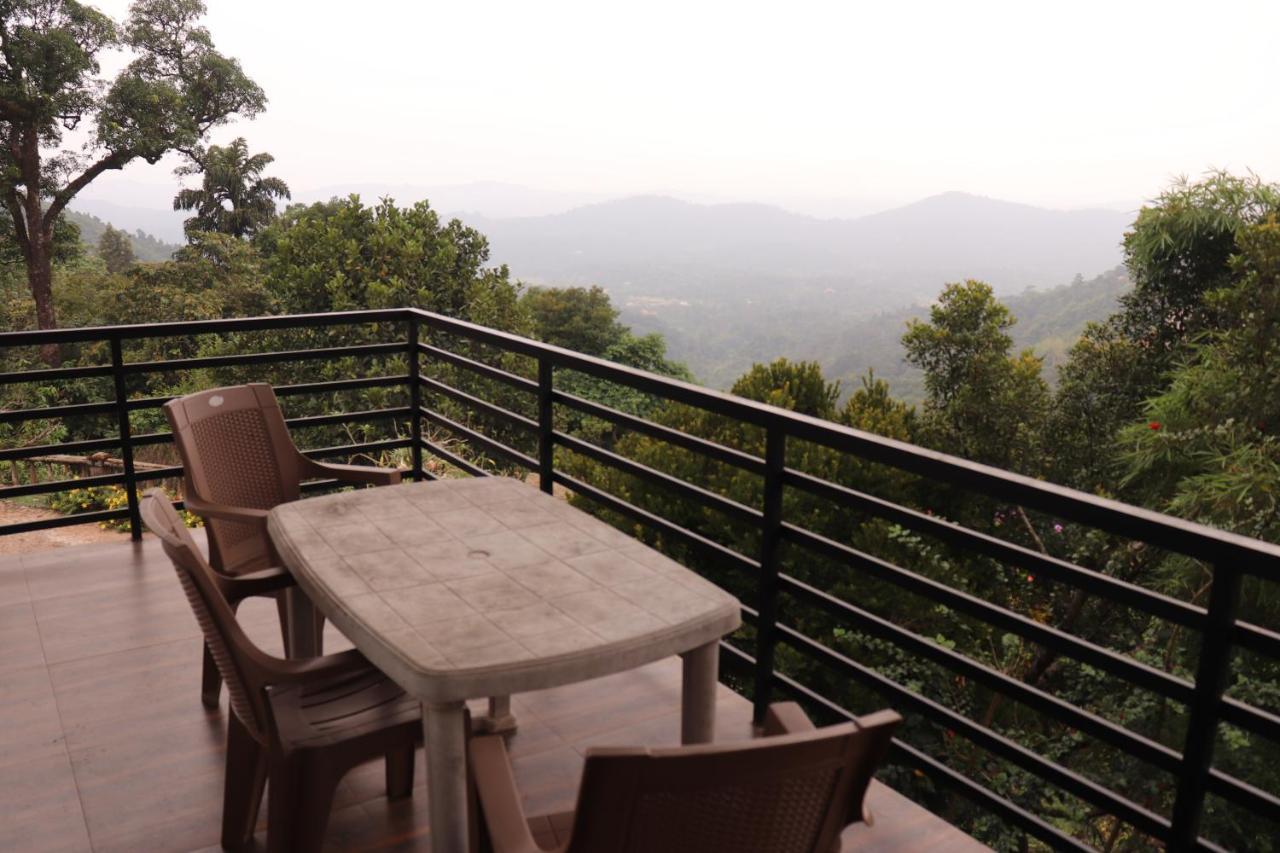 Coorg Nature Breeze Home Stay Мадікері Екстер'єр фото