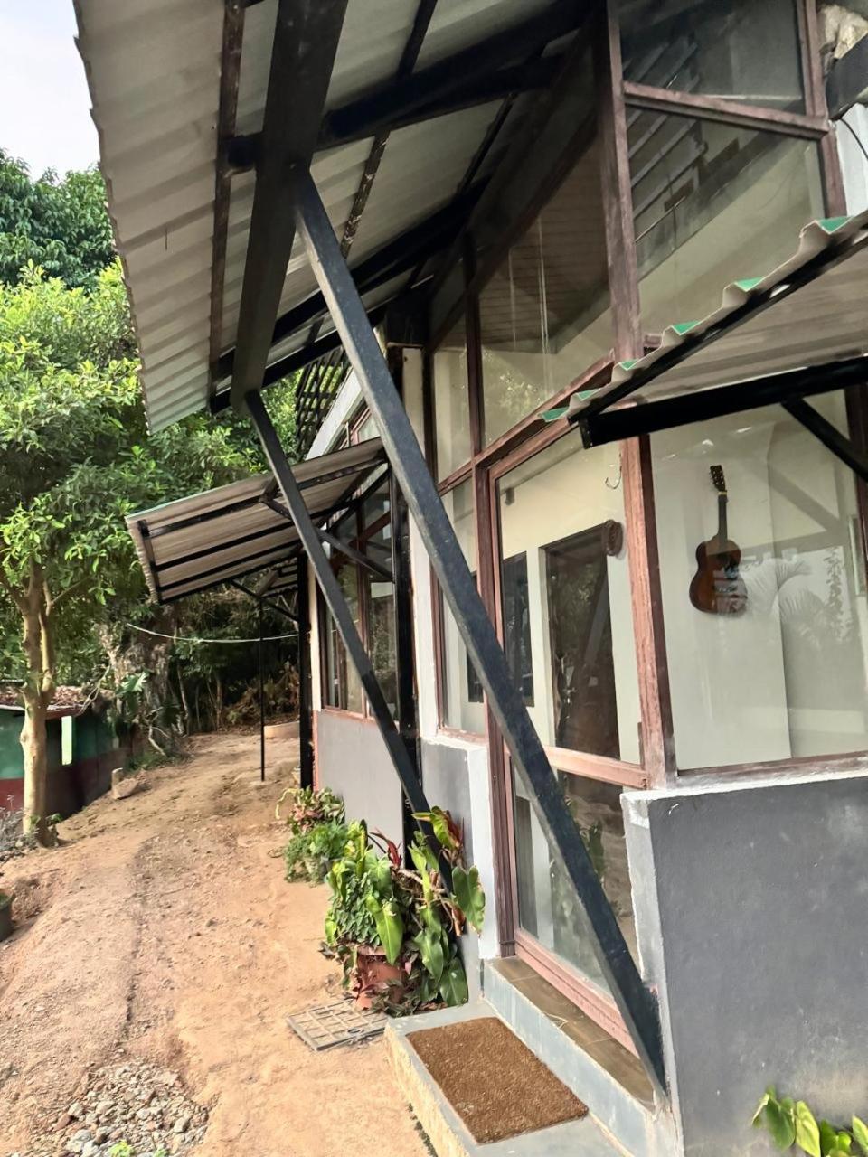 Coorg Nature Breeze Home Stay Мадікері Екстер'єр фото
